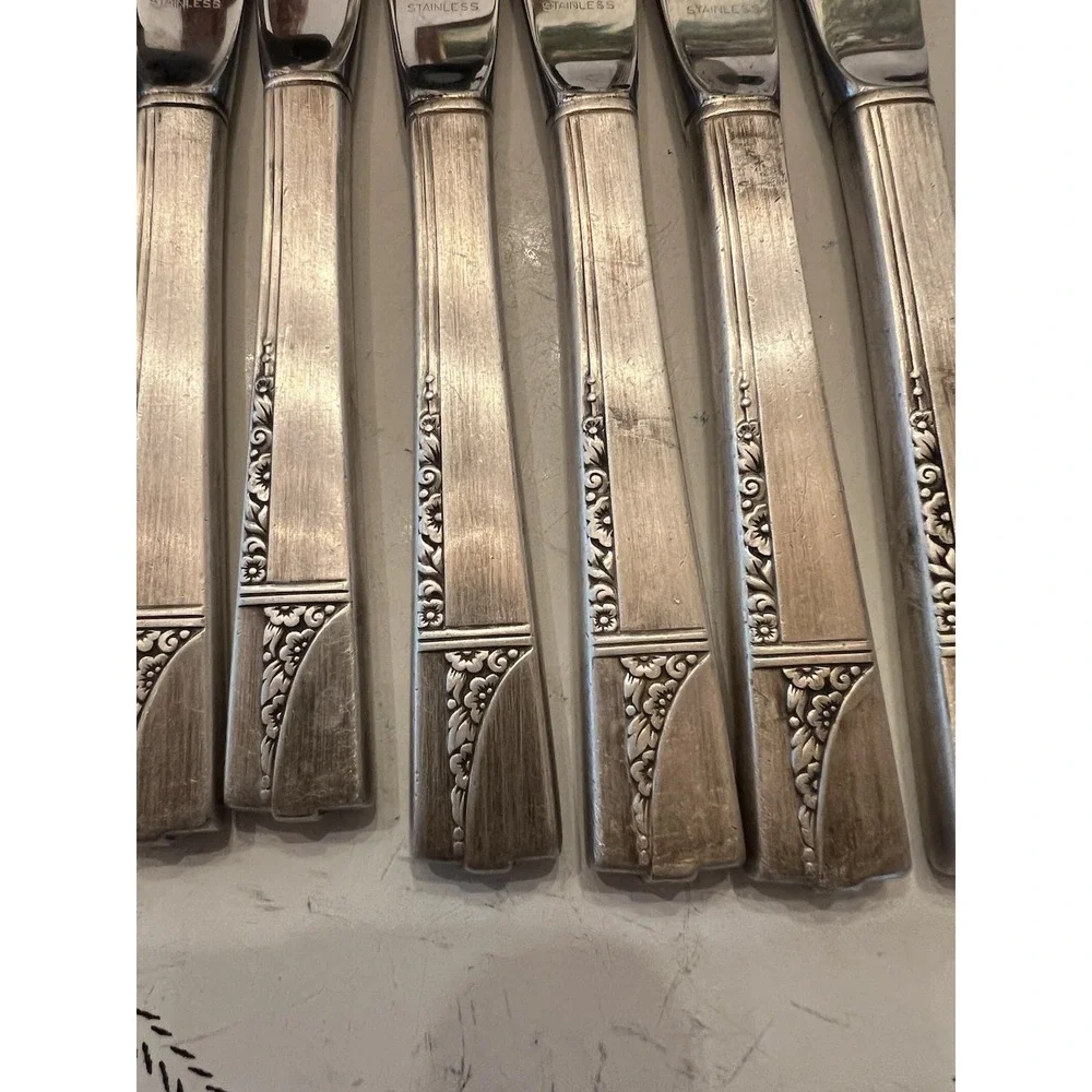Lot Of 7 Oneida CAPRICE Nobility Silver Plate 1937 Grille Knives Silverware